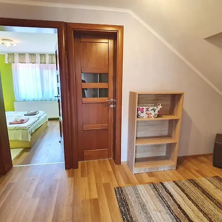 Nr 11 Anita Prázdninový dům Vonyarcvashegy